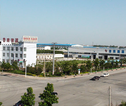 魯南衡器廠家實拍地磅